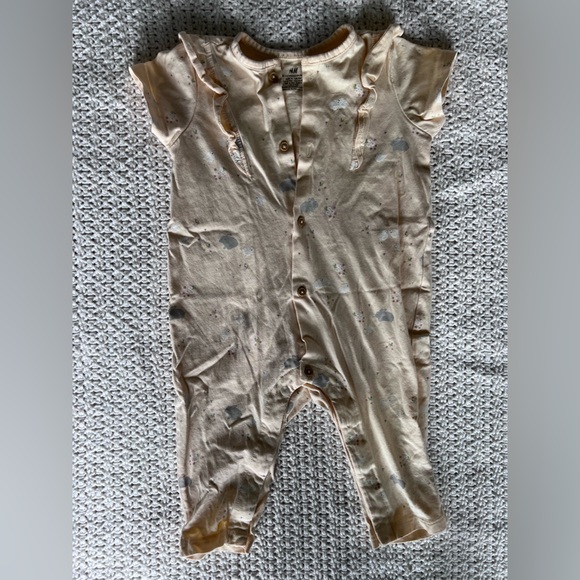 H&M yellow romper with bunny print 6-9 months - Picture 1 of 3